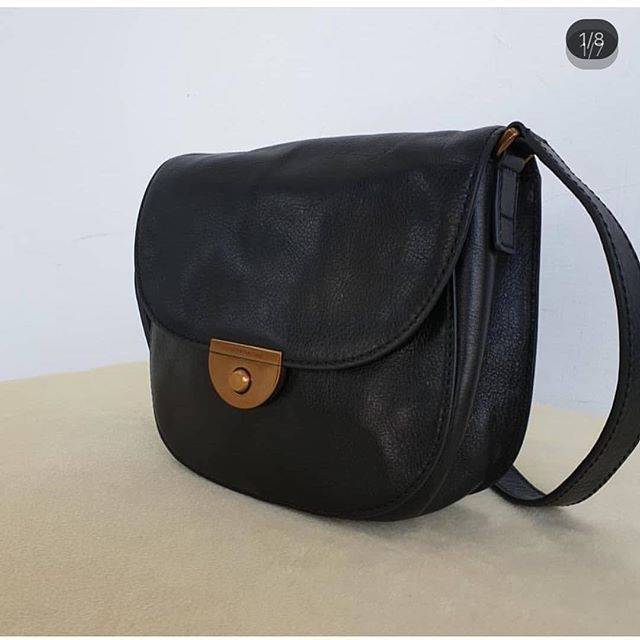 Tas emi black crossbody bag