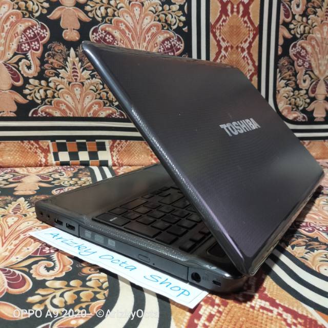 LAPTOP TOSHIBA CORE I7 RAM 8GB DDR3 HDD 500GB NUMPAD LCD 16INC