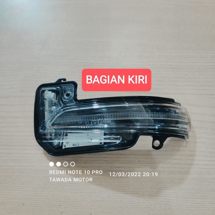 LAMPU SEN SEIN SPION TOYOTA HILUX VOXY.INOVA REBORN.FORTUNER VRZ. KIRI