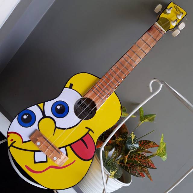 Ukulele SPONGEBOB Senar 3 &amp; Senar 4