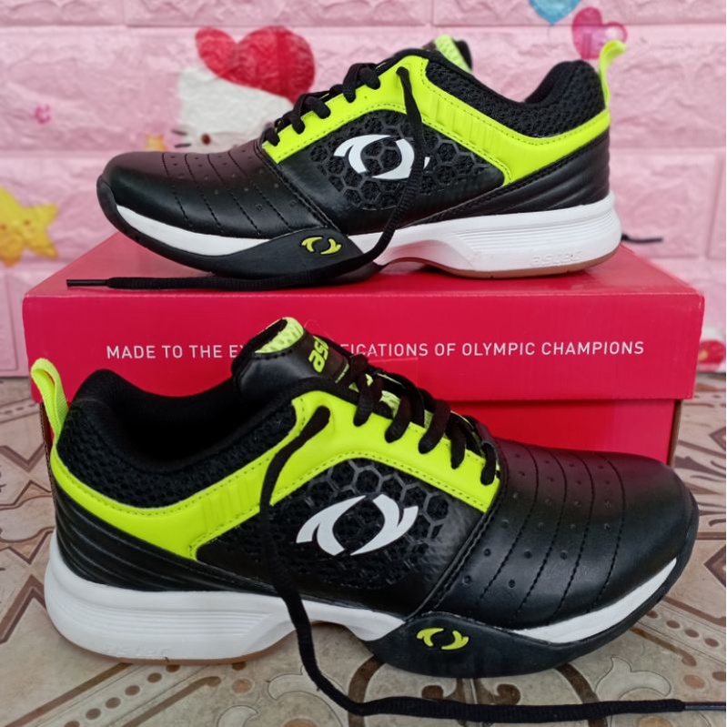 Sepatu Badminton Astec Hurricane 800 Women ASCFWW9SB3BL 