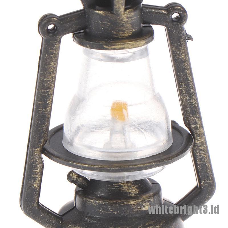 (white3) 1pc Miniatur Lampu Minyak retro Skala 1: 12 1: 6 Untuk Aksesoris Rumah Boneka