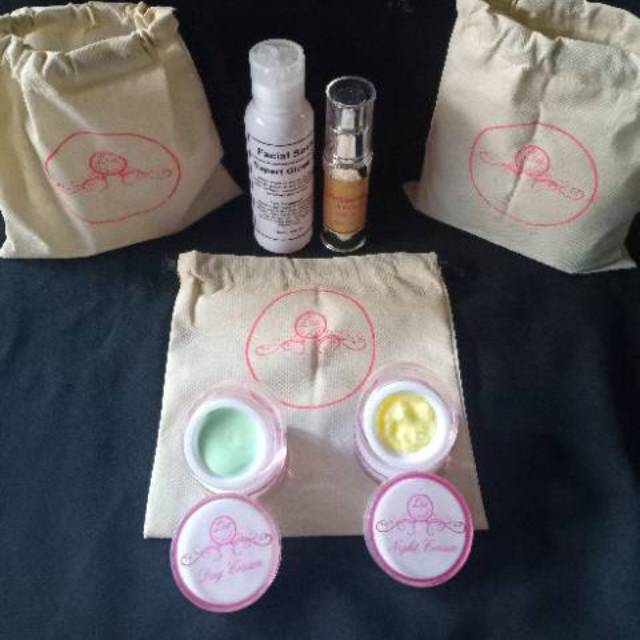 Golden Expert Glowing