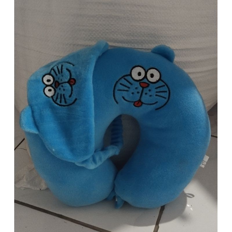 Bantal Leher + penutup mata empuk dan lembut.