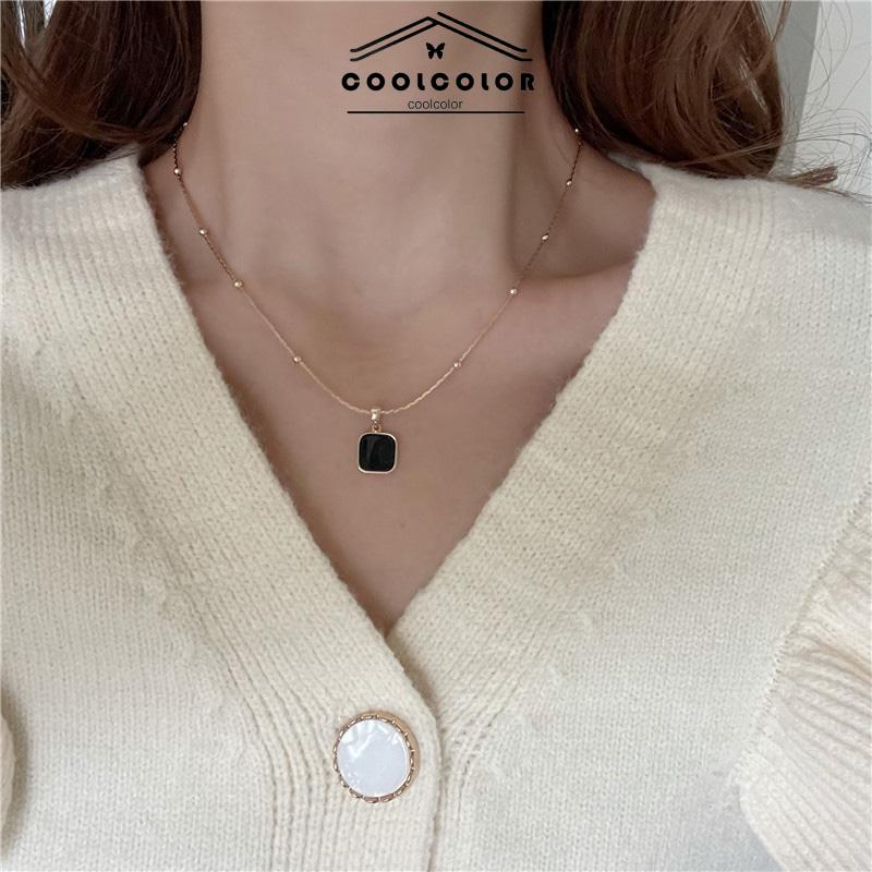 COD Kalung Wanita  High-end Geometris Persegi Liontin Drop Minyak  Fashion Kepribadian Desain Niche- cl