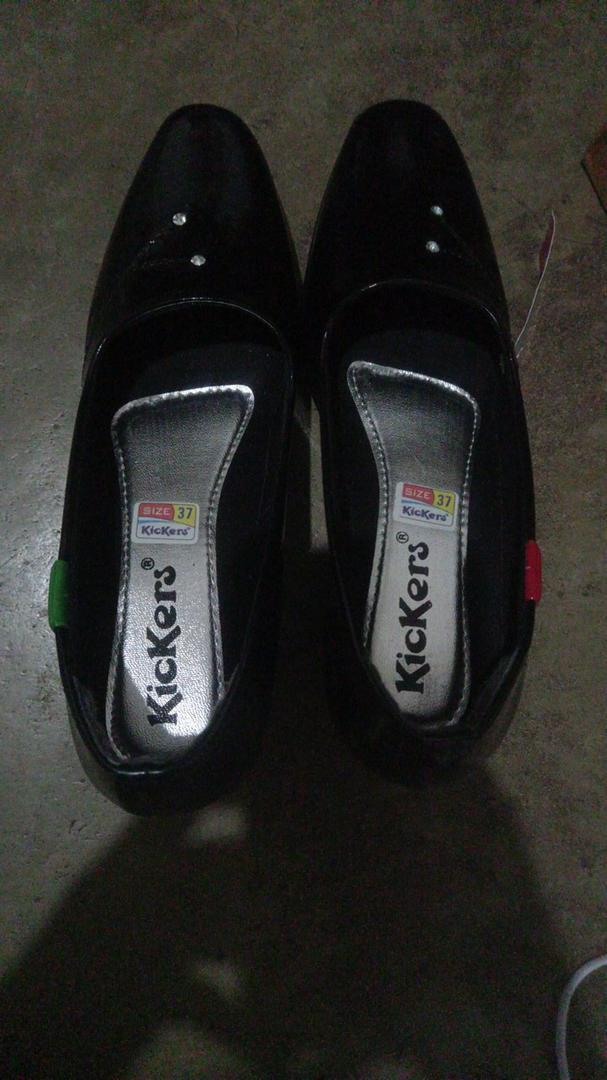Sepatu  Kerja Wanita Semi Kulit Kode.ft