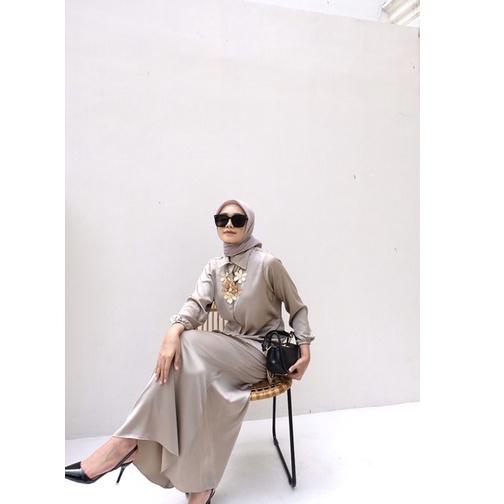 LAURA (taupe, ash, , sky) 6F2