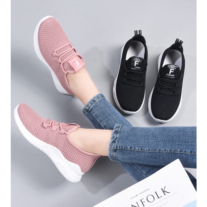 TOPGROSIR  LV0118 Sepatu Sneakers Wanita Import Bahan Kavas Inisial F (no box)