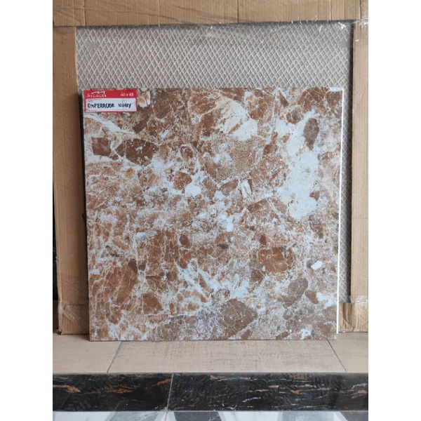 Granit lantai 60x60 Emperador ruby Megacer