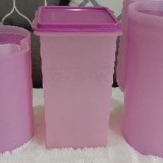 TUPPERWARE MOSAIC SWEET SAVER UNGU