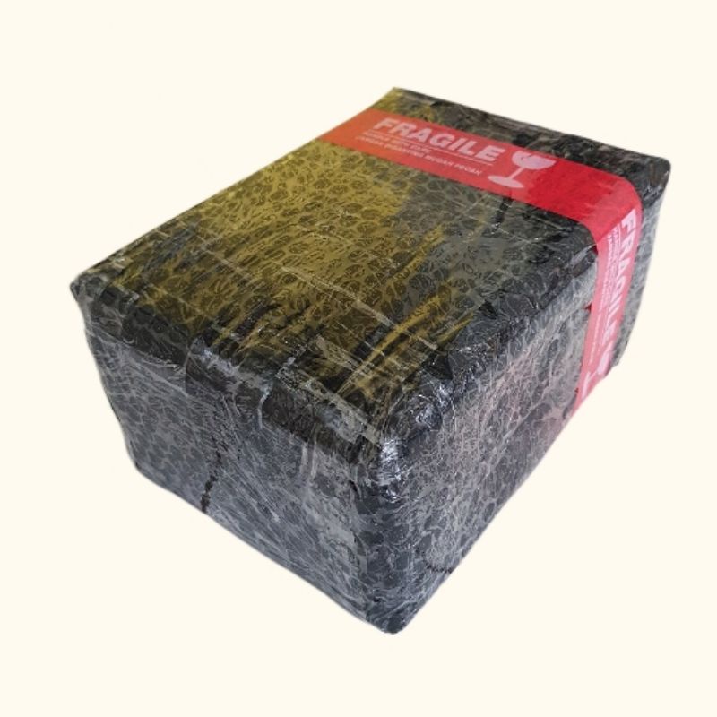 

Packaging tambahan + asuransi produk