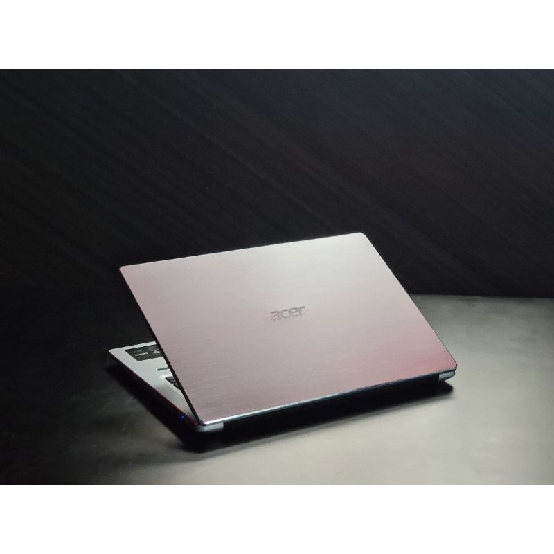 Acer swift 3 I5-8265u 4gb 1000gb nvidia mx250 2gb