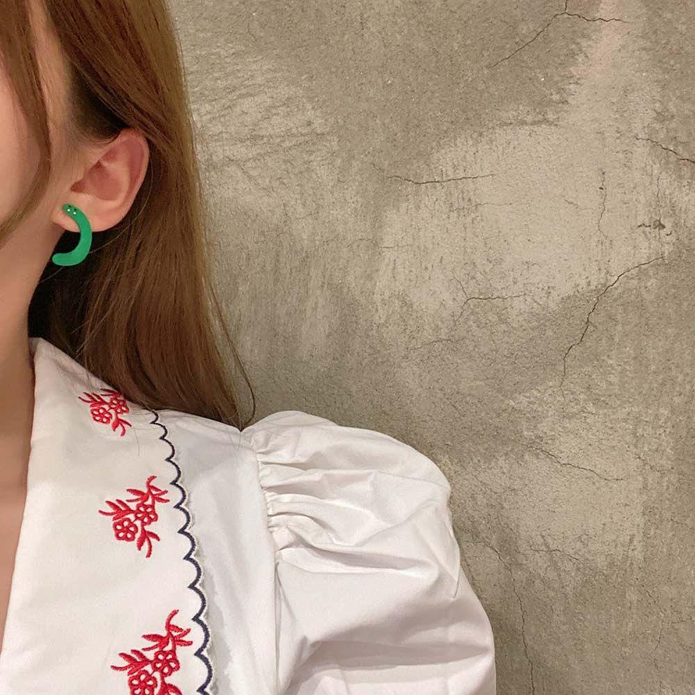 Anting Stud Bentuk Kotak Motif Tulisan Bahasa Inggris Warna Hijau Kuning Ungu Gaya Korea Untuk Wanita