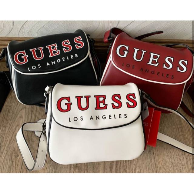 guess classic crossbody flap bag