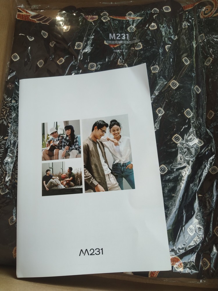 M231 Kemeja Pria Batik Panjang Hitam 1723