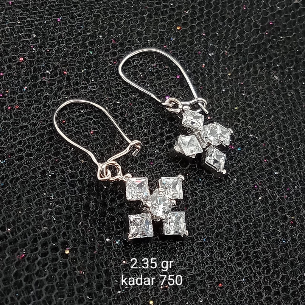Anting Emas 17K - 2.35 gr Kadar 750 - 896