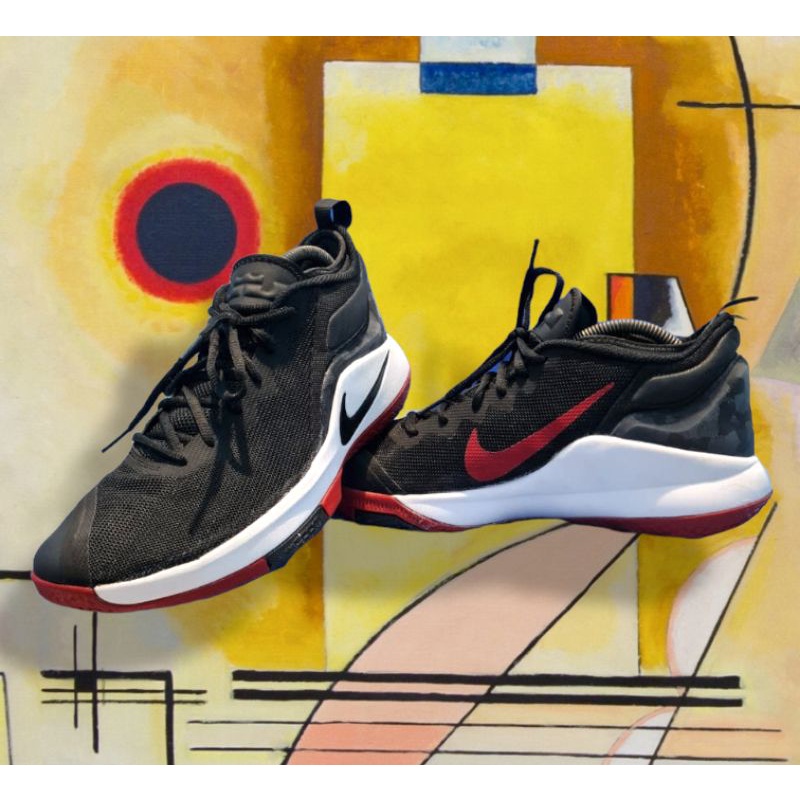 Thrift shoes size 44 sepatu second branded NIKE LEBRON WITNESS II ORIGINAL AA3820-006