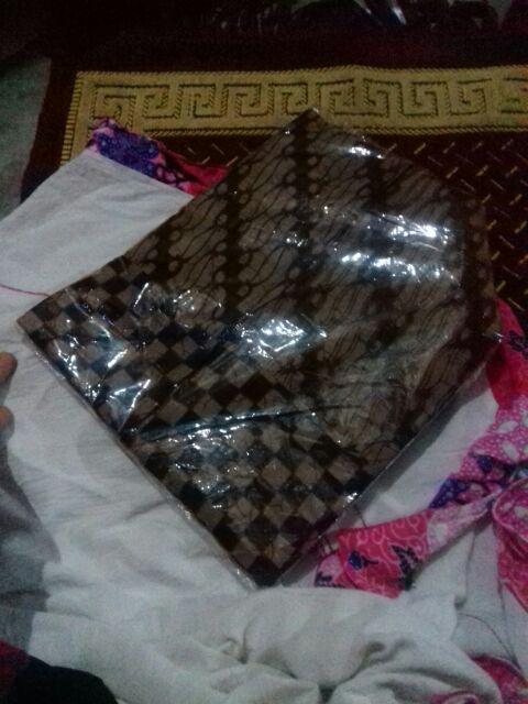 Auter Batik Wanita Sogan Salur Parang