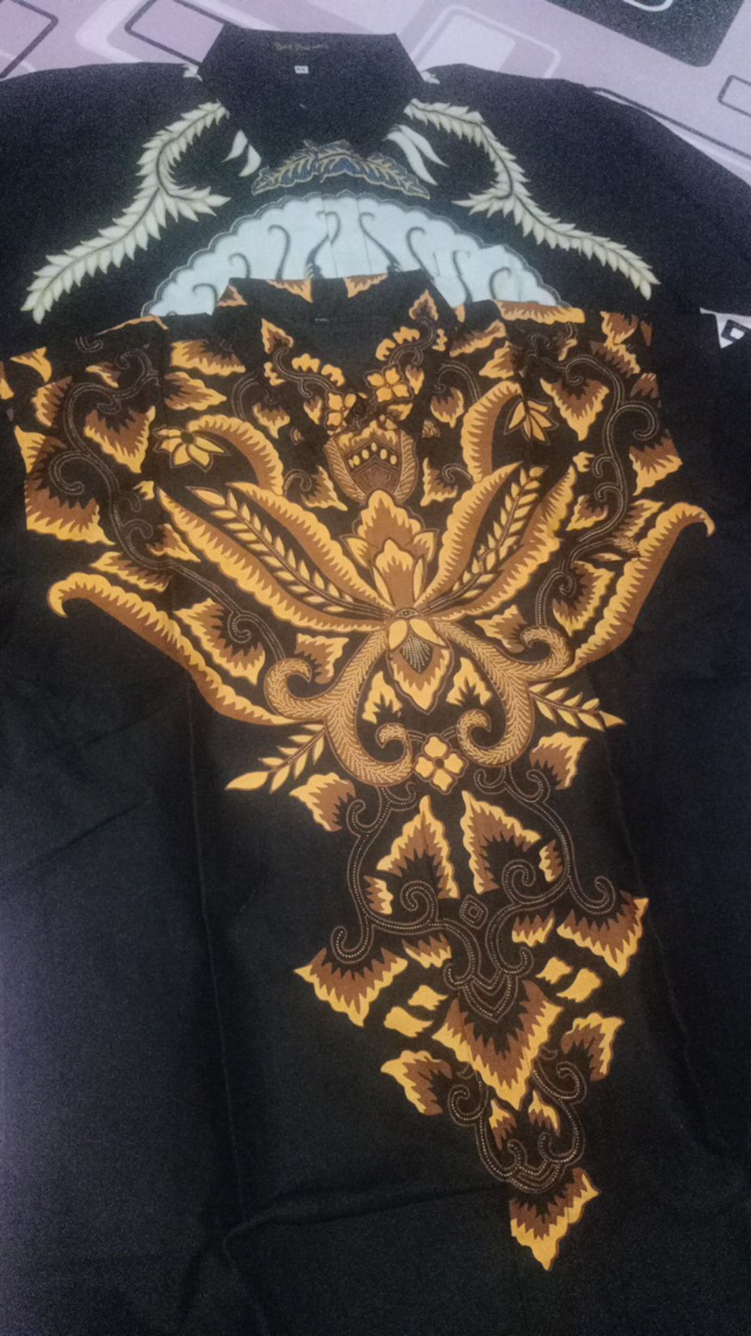 Wiguna Kemeja Batik Pria Lengan Panjang Slimfit Katun Printing Hem Baju Seragam Kantor Modern