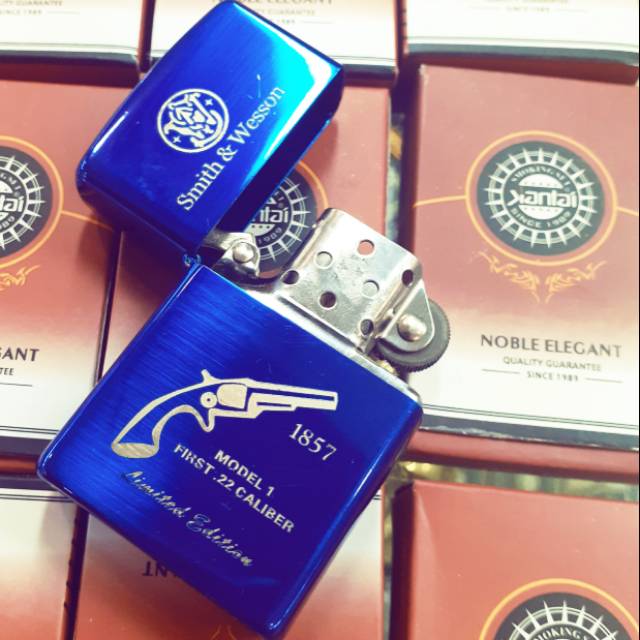 Korek model zippo clasik motif pistol biru