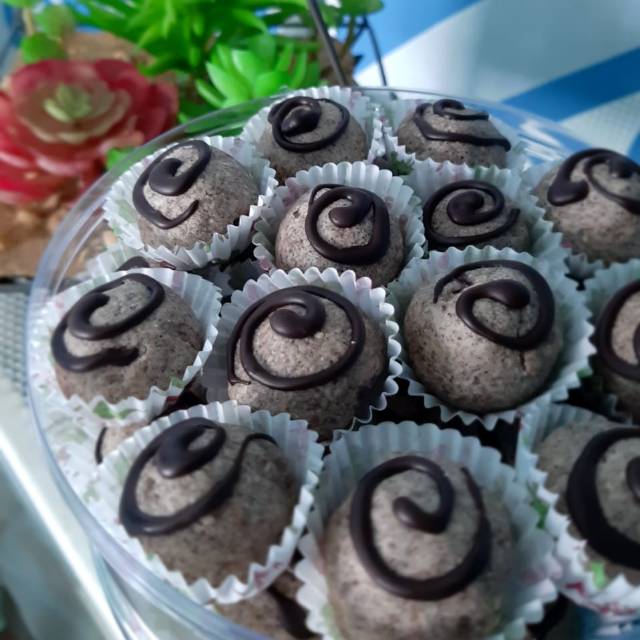 

Black nastar cookies