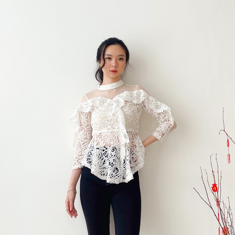 SF BRUKAT TOP / atasan brukat lengan panjang wanita