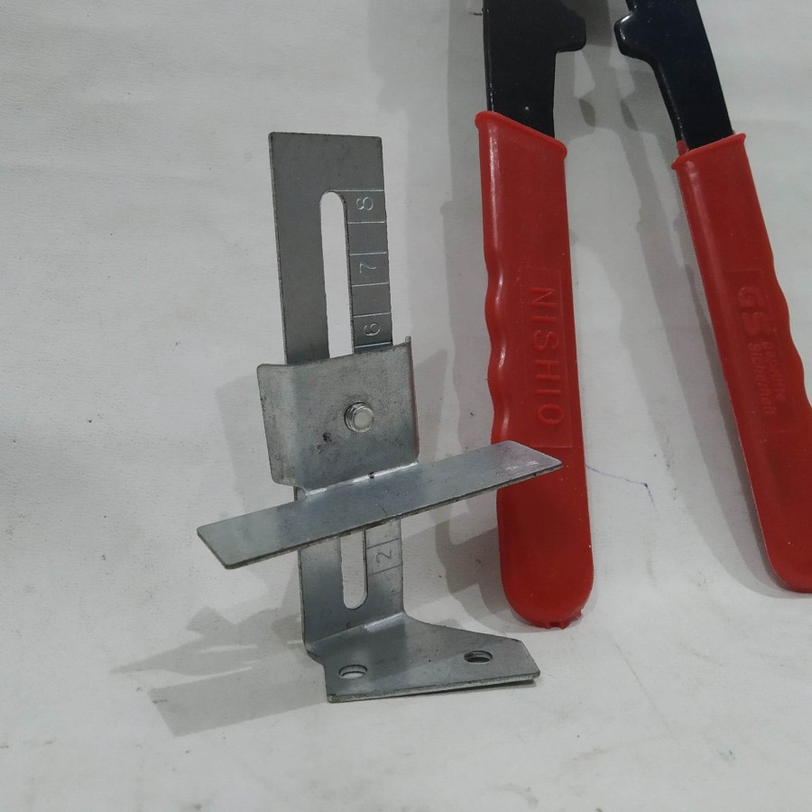 Tang Alat Pemotong Potong Belah Baret Keramik manual tile cutter dramashop