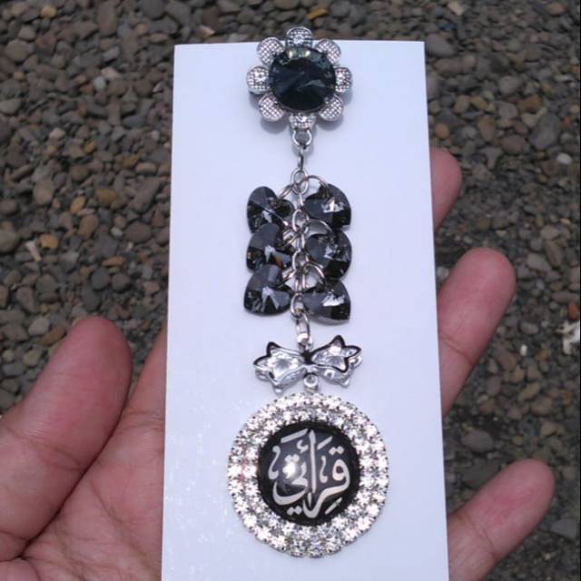 Bros qiroati Swarovski cina