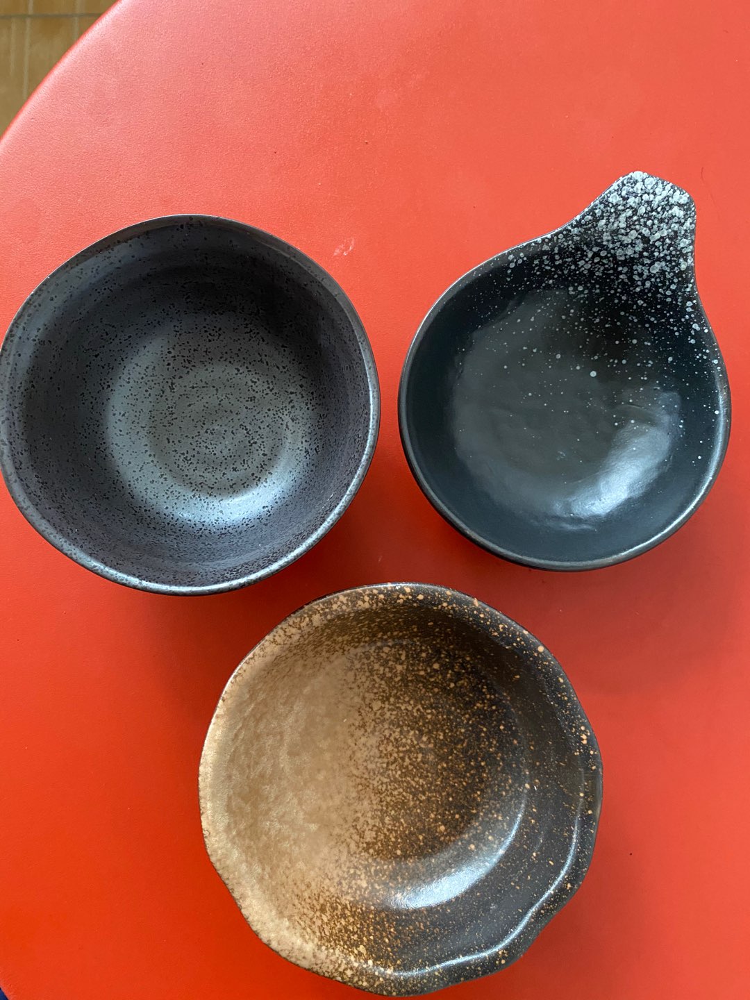 Brewsuniq - Dark Brown Rice Bowl 5 Flower Shape / Mangkuk Makan Keramik Jepang