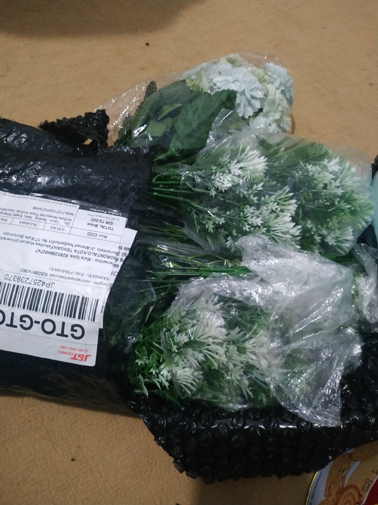 Baby Breath Bintang Salju Artificial