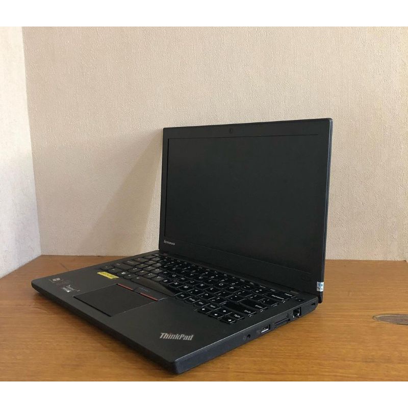 Laptop Lenovo ThinkPad X260 Core i5 Gen6 RAM 8GB SSD 256GB Murah Bergaransi