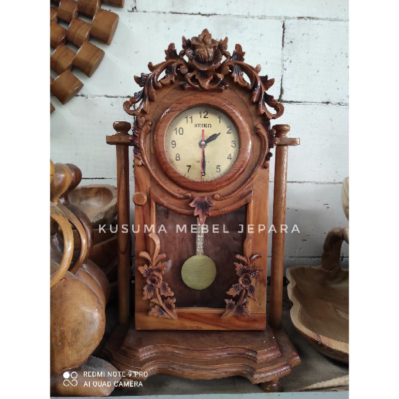 Jam Dinding Bandul Kayu Jati (Panjang 55cm)