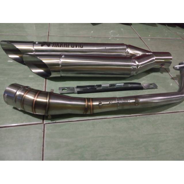 Knalpot racing Akrapovic cabang 2 untuk motor Vixion R15 PCX nmx cb lama cb new cbr150 Dll