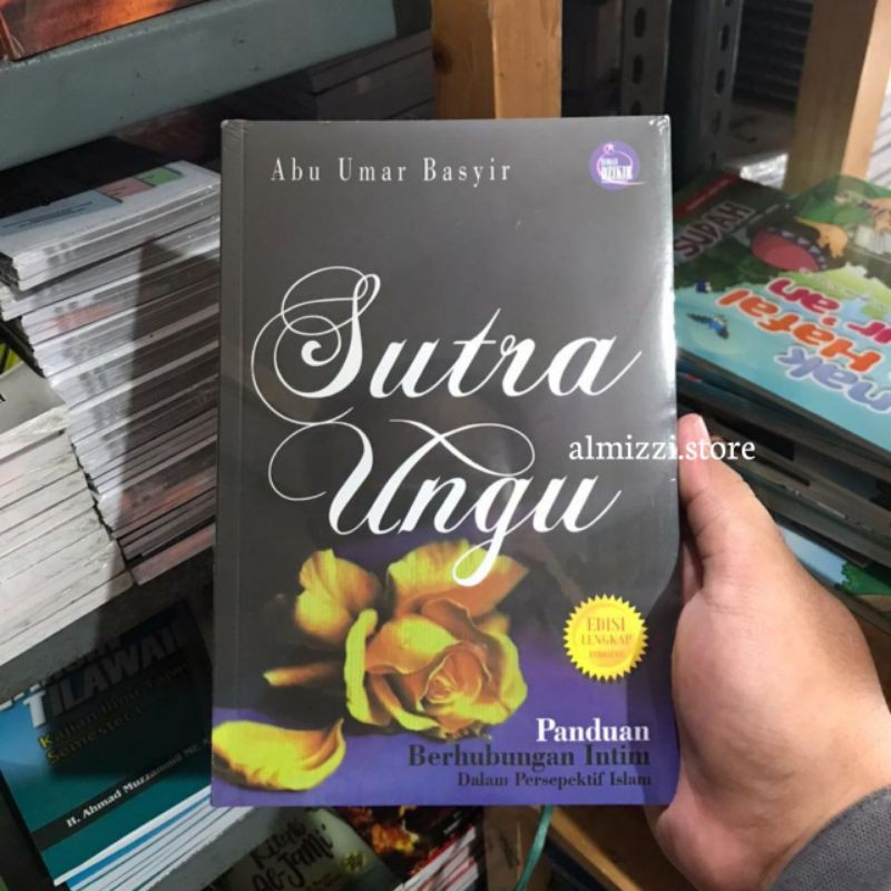 Buku Sutra Ungu