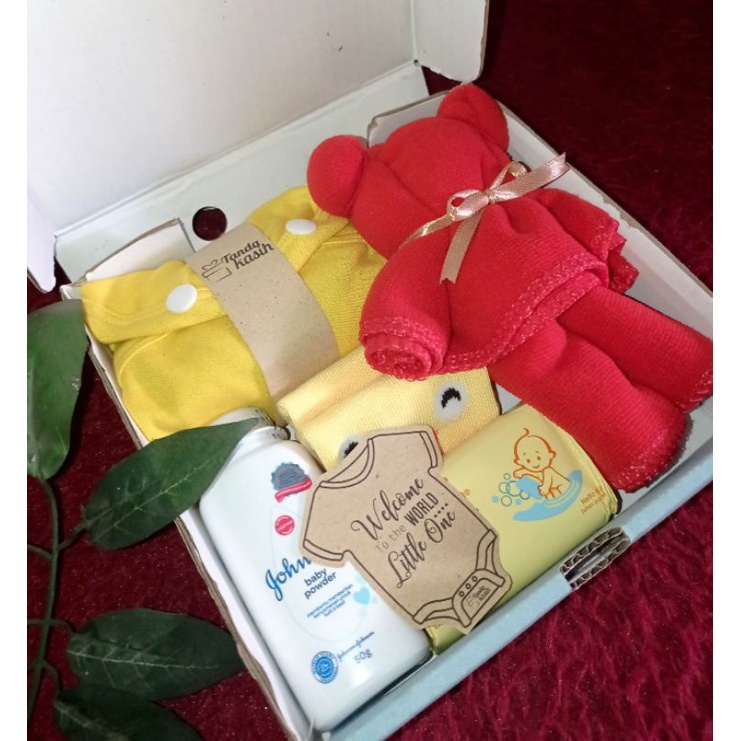 BABY BATH HAMPERS ~ hadiah/kado bayi Set mandi