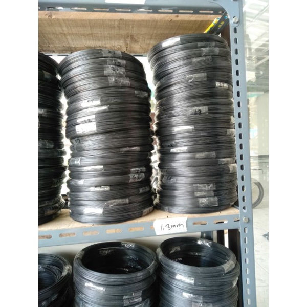 jeruji fiber hitam 1,3mm ( non kulitan) panjang 100mtr berat 290gram