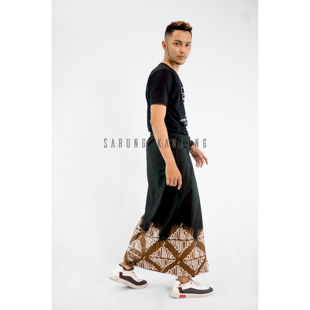 SARUNG KANJENG| SARUNG BATIK MOTIF SABAR NARIMA RETRO