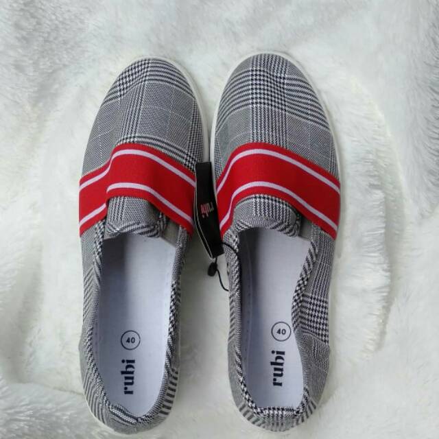 Rubi Slip-on