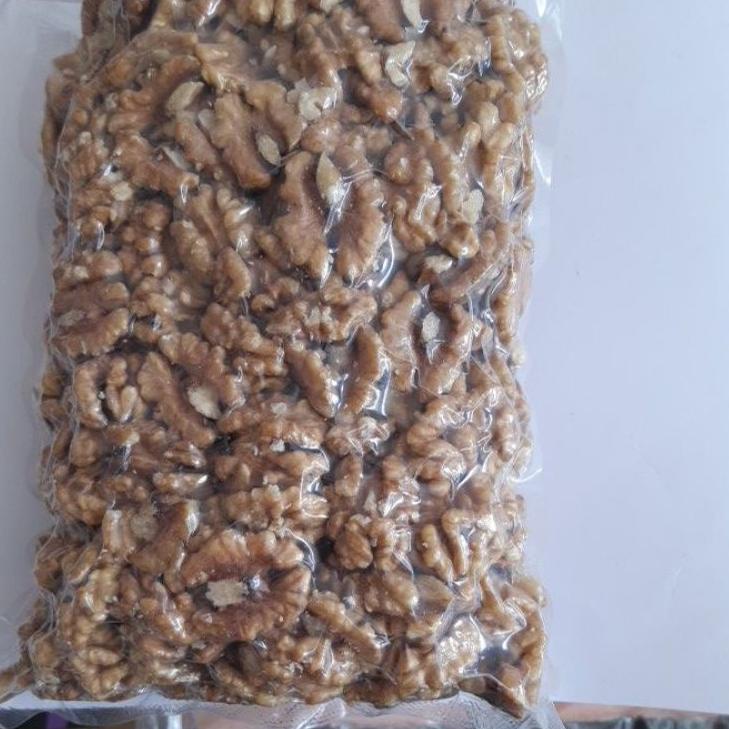 

Baru - kacang walnut 1kg ,,