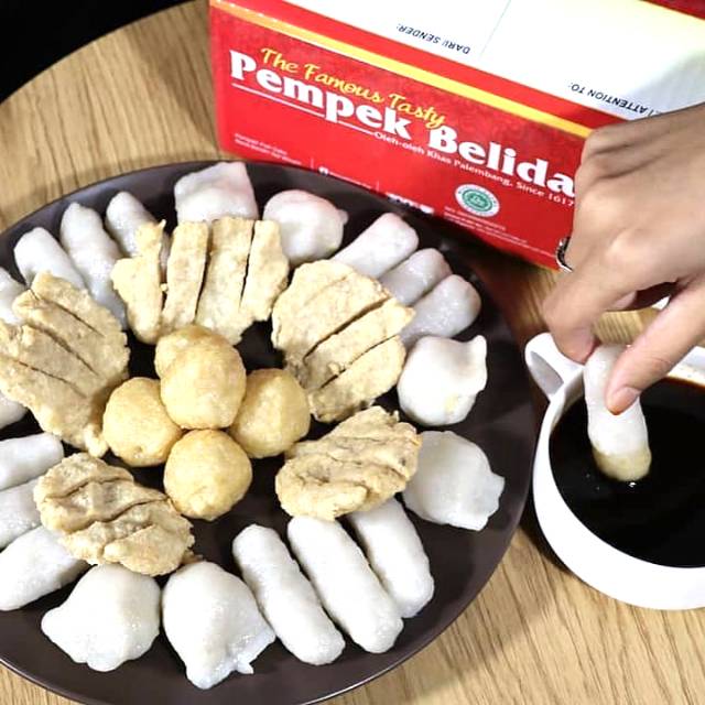 

Pempek Belida, Asli, cita rasa Palembang