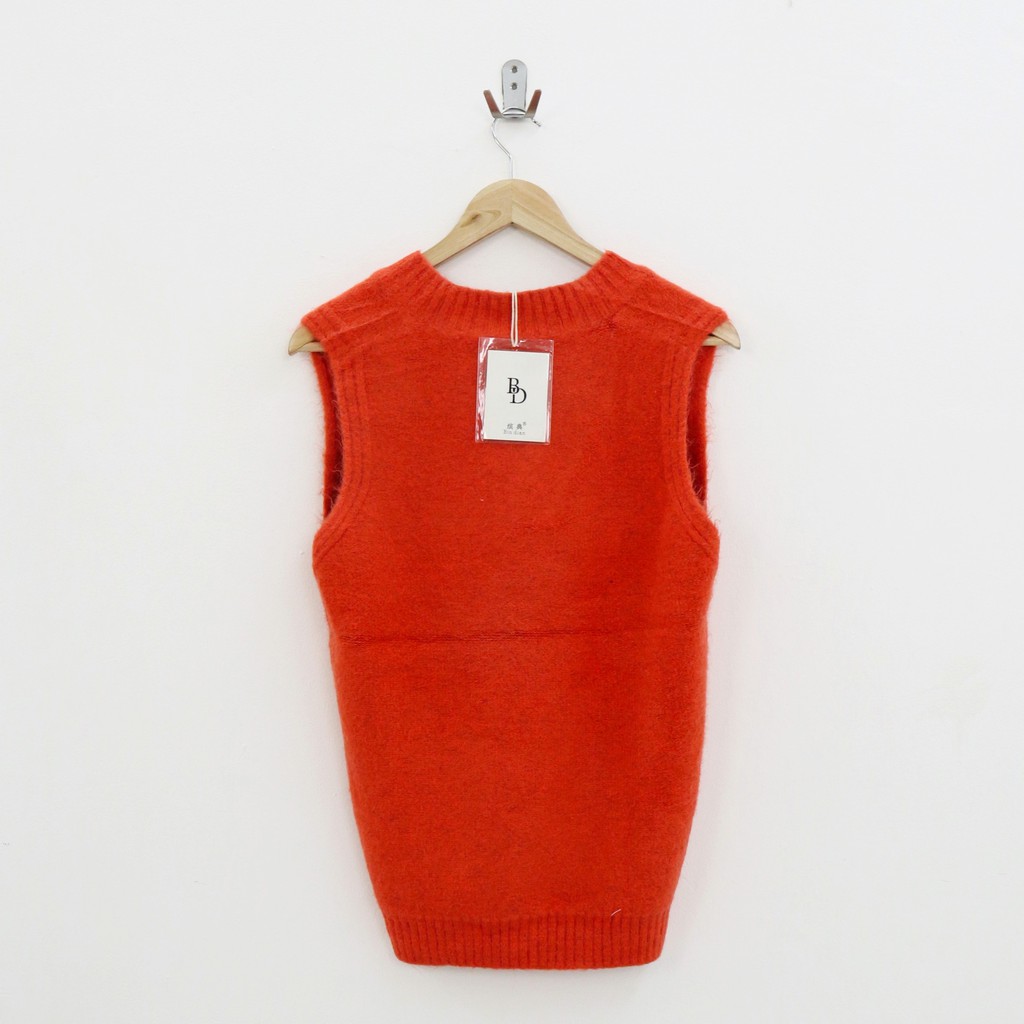 Avendi knit vest -Thejanclothes