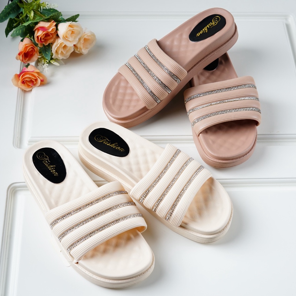 SANDAL SLIP ON TERLARIS SEPATU CANTIK S2020 (NO BOX) SANDAL FASHION SLIP ON MURAH