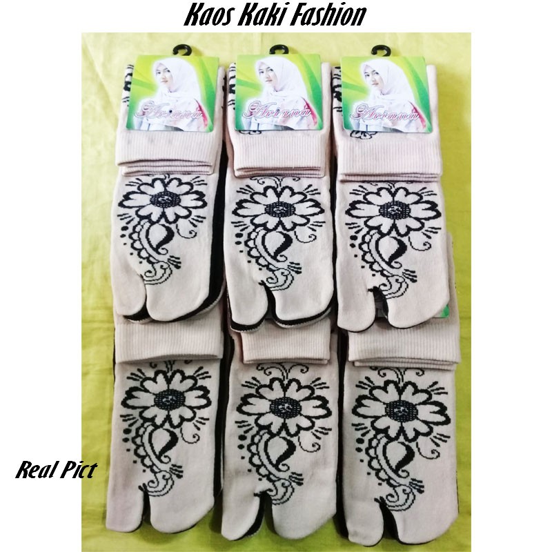 TERMURAHH!!! Kaos Kaki Jempol Anti Slip/Model terbaru/nyaman dipakai/bahan lembut/nastushaa