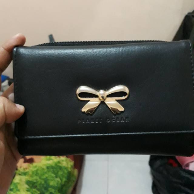 Dompet planet ocean