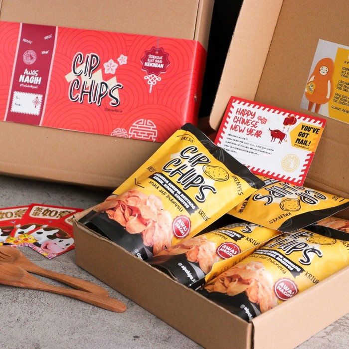 

CIPCHIPS IMLEK CNY 2021 Hampers Gift Box Set Hadiah Kado isi 5 pcs - IMLEK 2021