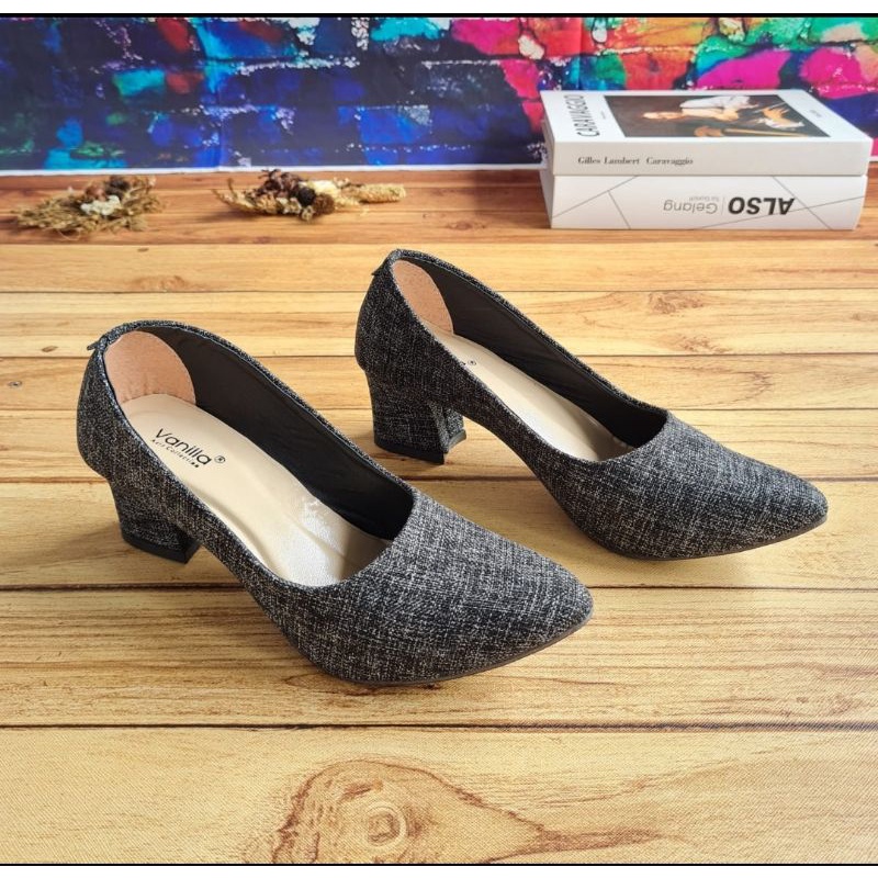 ABBUSHOES Tm 04 Sepatu Wanita Hak tahu 7cm