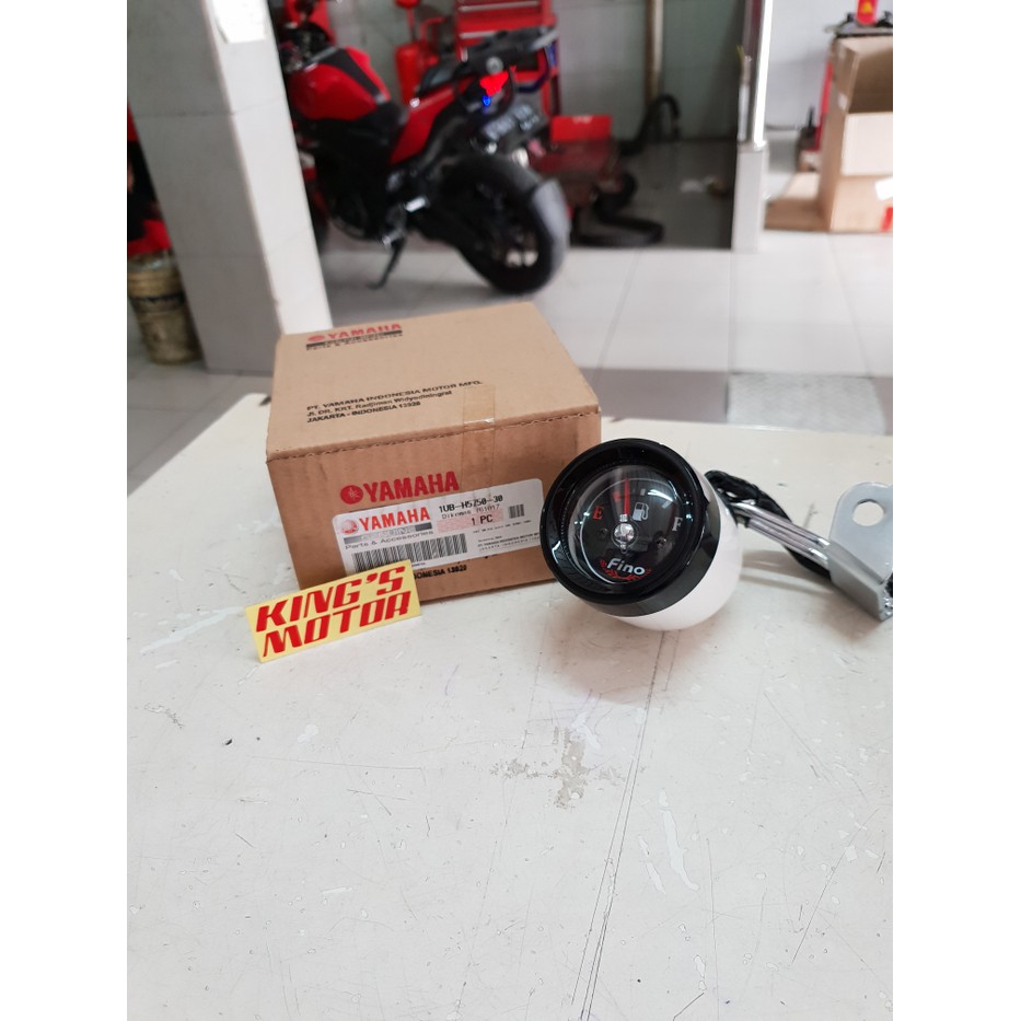AMPER BENSIN FINO KARBU 1UB H5750 30 HITAM-PUTIH ASLI YAMAHA