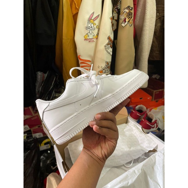 Nike Air Force Triple White