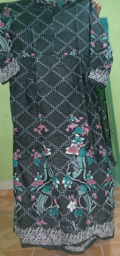 Maura Couple - Sania Ruffle Batik Couple