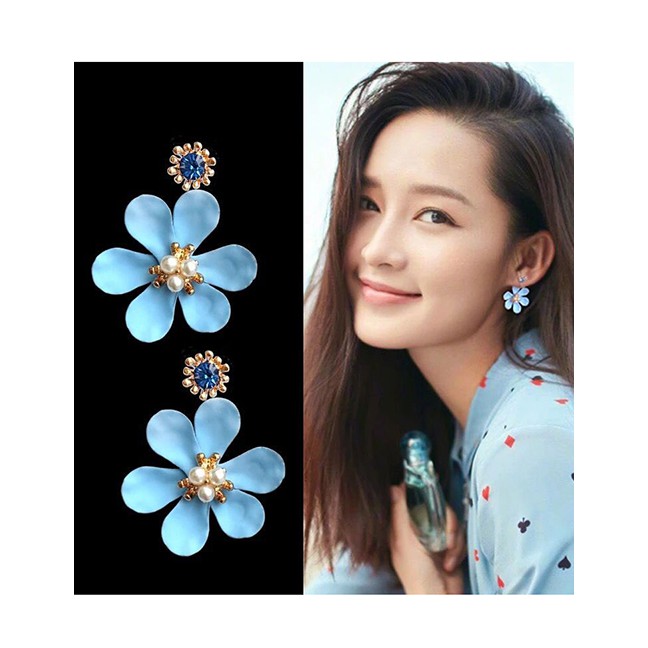 LRC Anting Tusuk Fashion Metal Flower Earrings A58551